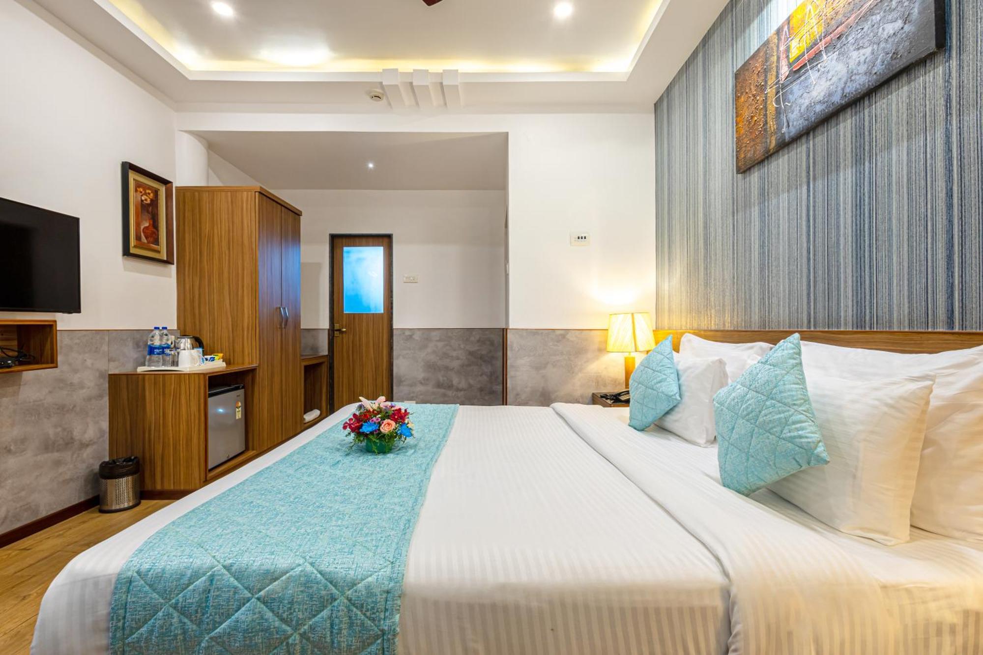 Salcete Beach Resort Колва Экстерьер фото