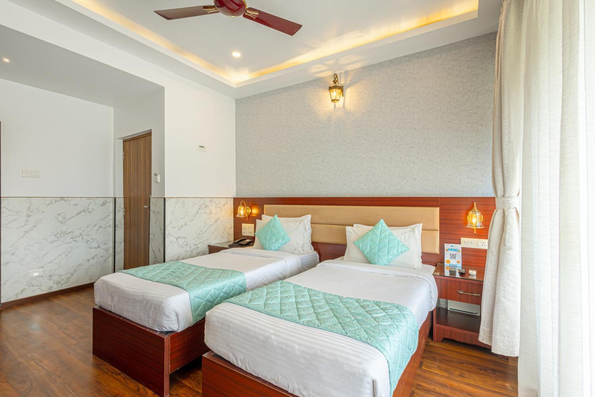 Salcete Beach Resort Колва Экстерьер фото